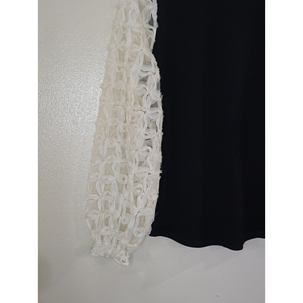 Chico's Mesh Applique Sleeve Blouse Womens Size 1 Medium Black Ivory Elegant Top - Picture 6 of 13